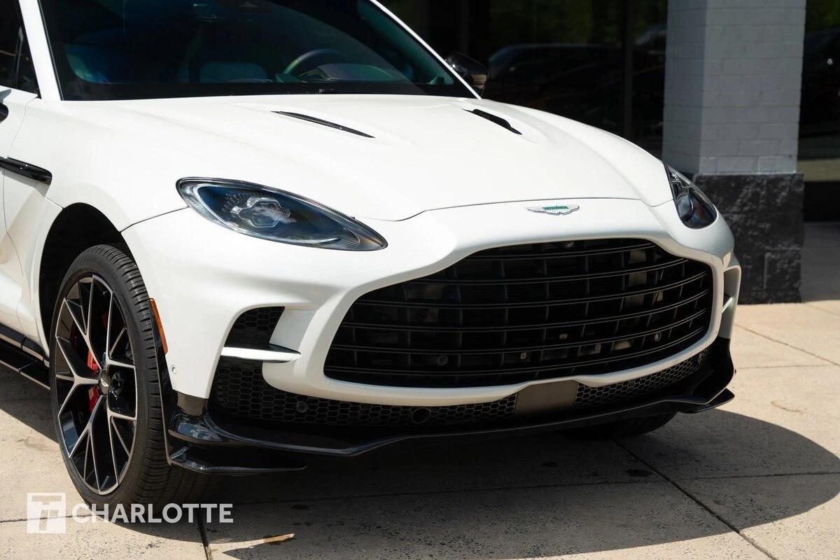 aston martin dbx 2025 SD7VUJDW9STV11447 image aston martin dbx 2025 SD7VUJDW9STV11447 image